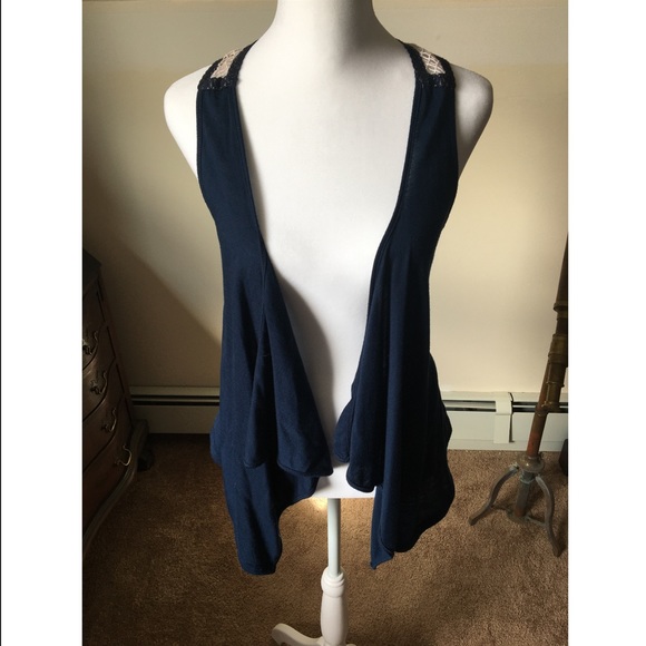 Derek heart sleeveless cardigan sweater size Medium - Picture 4 of 4